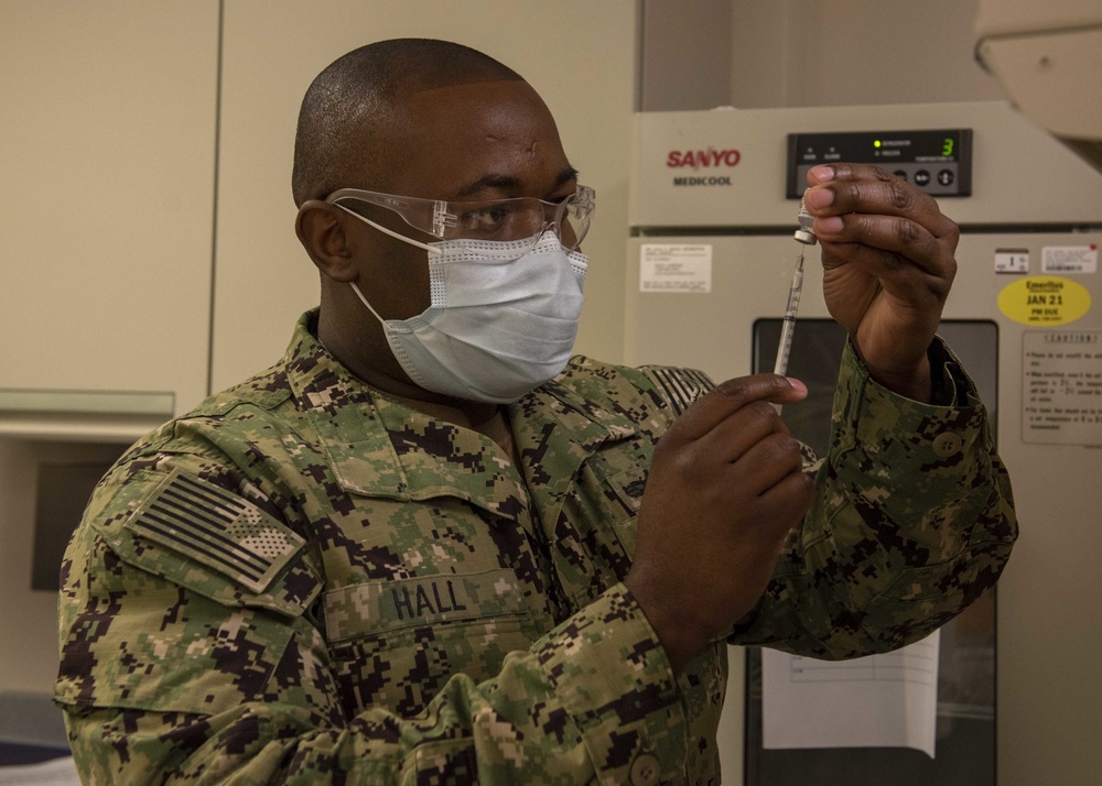 Hospital Corpsman Administers COVID-19 Vaccine