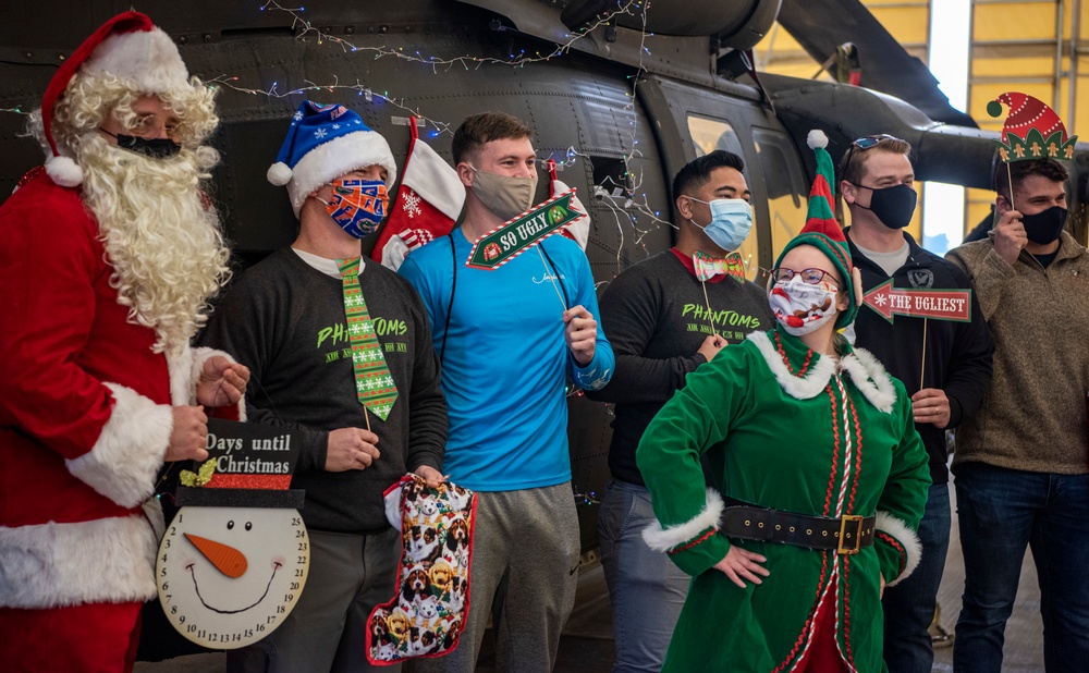 Phantoms have waffles with Santa