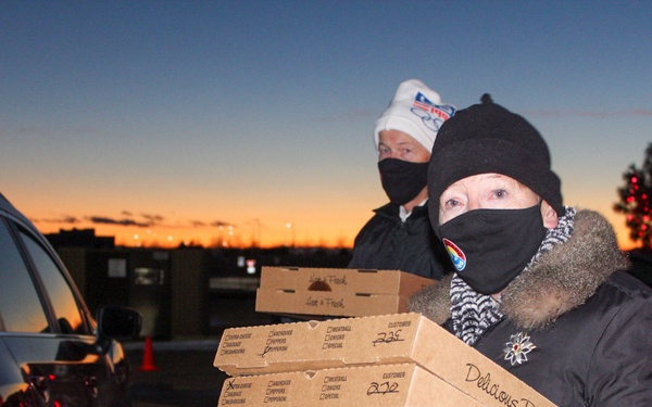 USO holds No Dough Dinner Drive Thru at Schriever