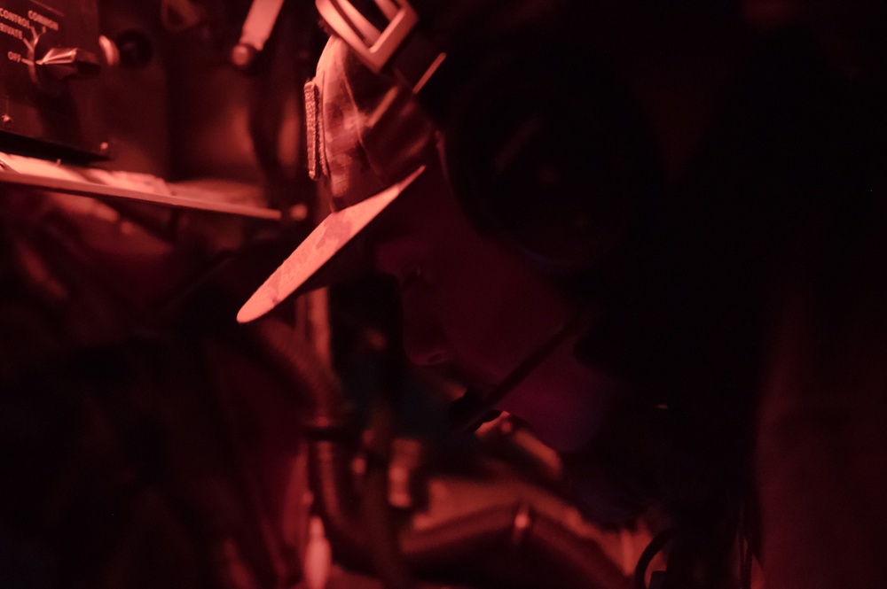 KC-135s fuel holiday cheer