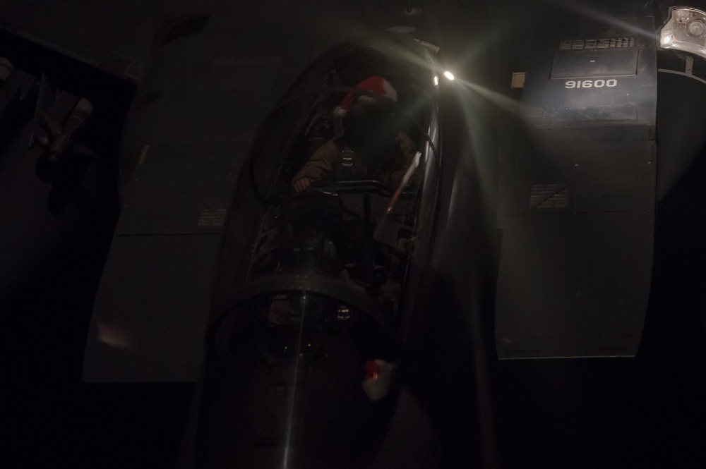 KC-135s fuel holiday cheer