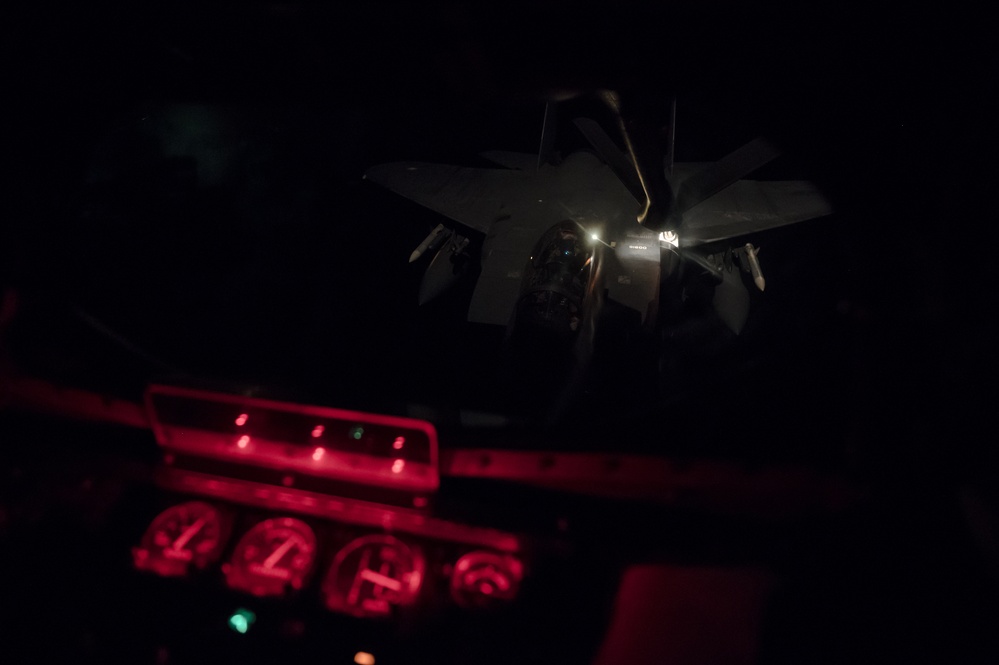 KC-135s fuel holiday cheer