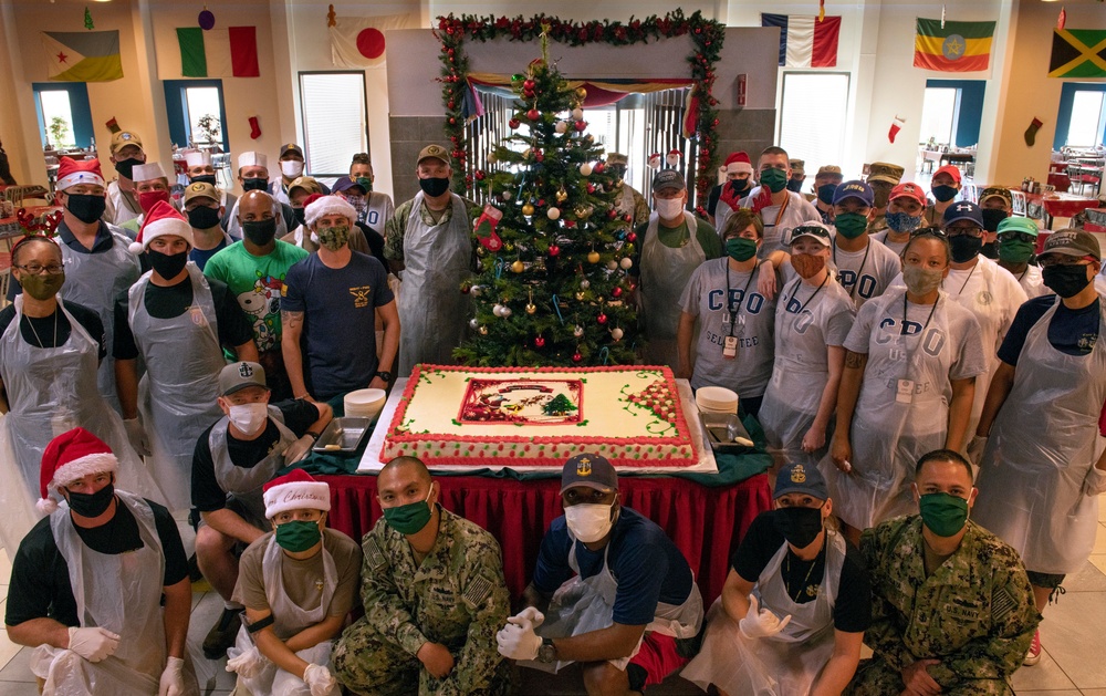 SENIOR ENLISTED LEADERS BRING HOLIDAY FLAVORS TO DJIBOUTI