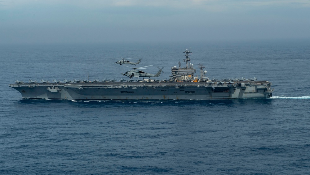 Nimitz Participates In Dual Carrier Operations In The Philipine Sea