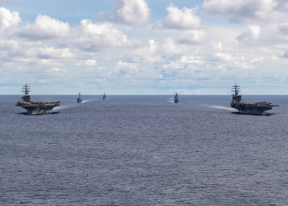 Nimitz Participates In Dual Carrier Operations In The Philipine Sea