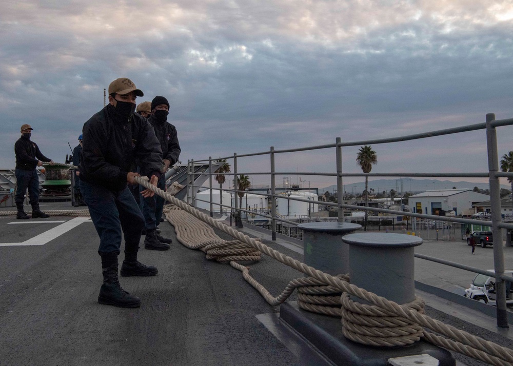 USS Bunker Hill conducts Routine Operations