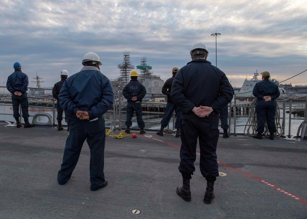 USS Bunker Hill conducts Routine Operations