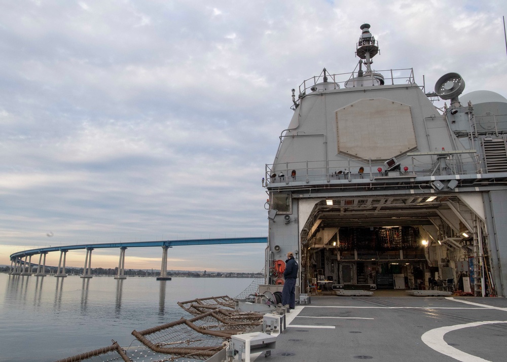 USS Bunker Hill conducts Routine Operations