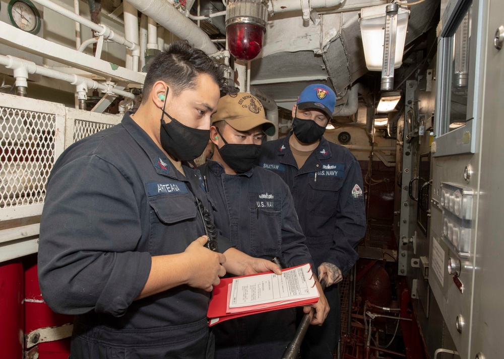 USS Bunker Hill conducts Routine Operations