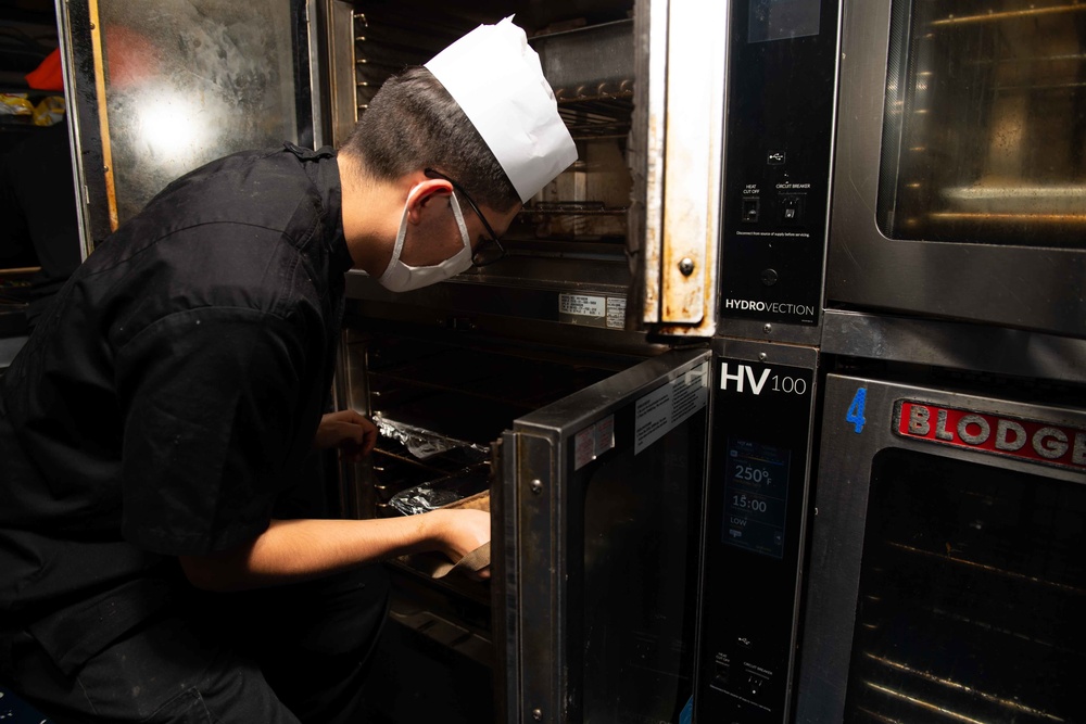 Princeton Sailors Prepare Christmas Dinner