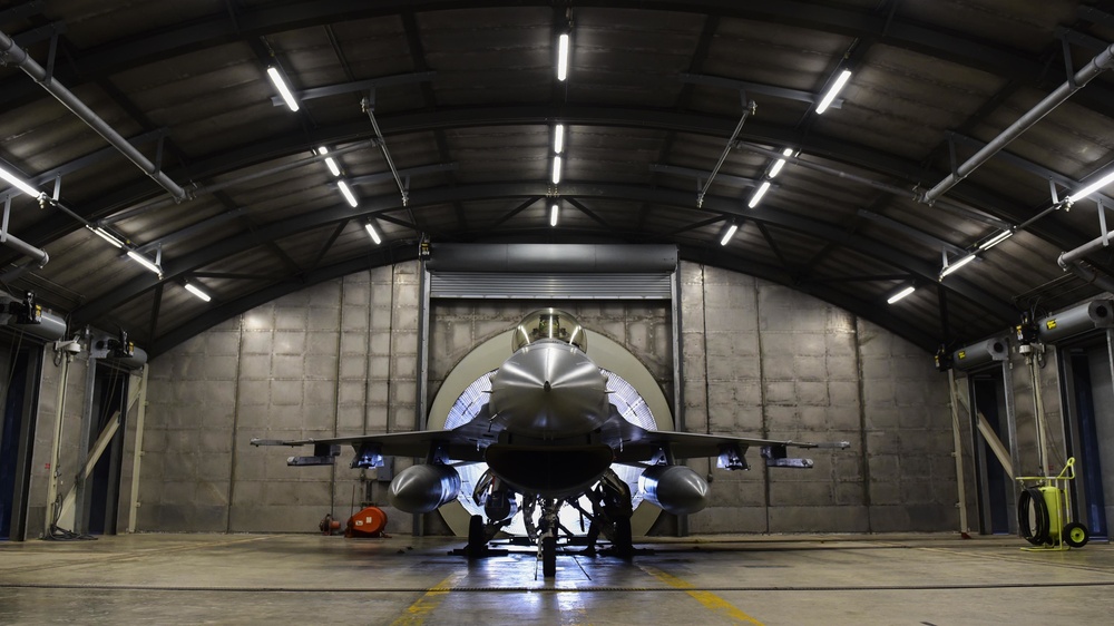 8th Fighter Wing MXS performs engine runs