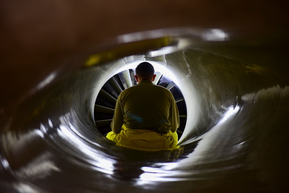 8th Fighter Wing MXS performs engine runs