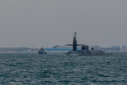 USS Georgia Visits Bahrain