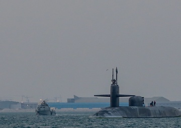 USS Georgia Visits Bahrain