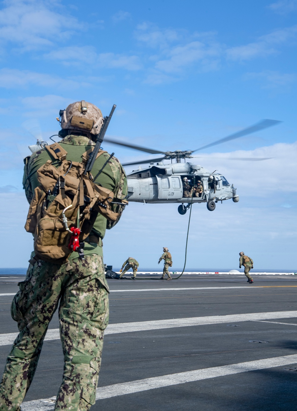 USS Harry S. Truman (CVN 75) transits the Atlantic Ocean