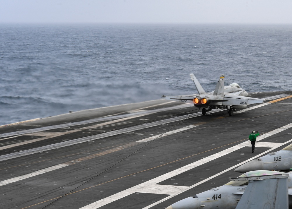 Aircraft Land On Flight Deck
