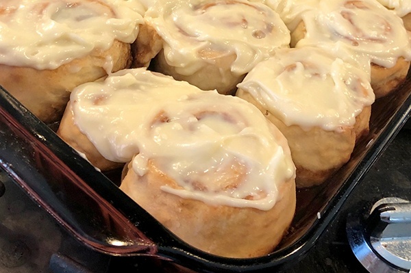 The virtual review: Bread Ahead Cinnamon rolls
