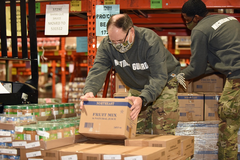 Michigan’s Task Force Spartan work with Gleaners of Detroit