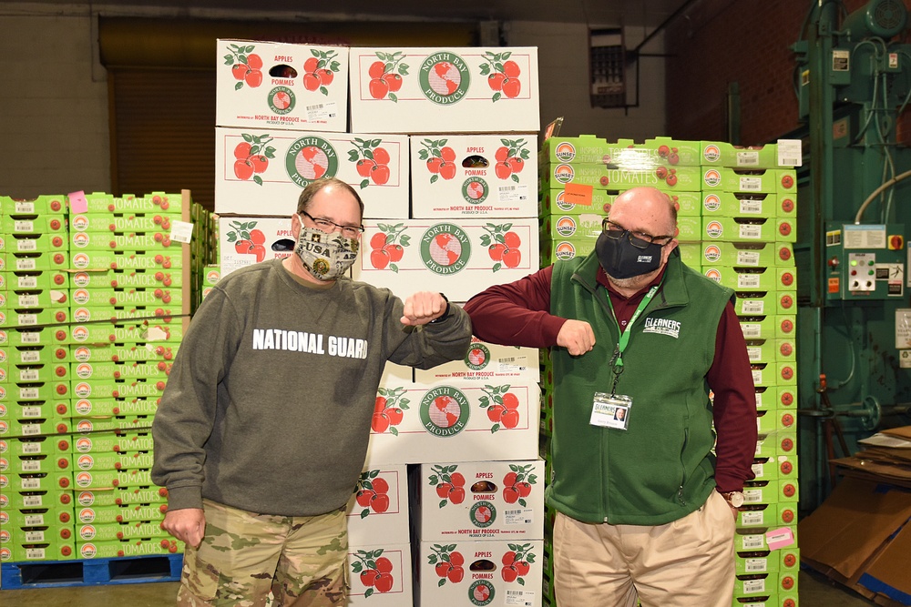 Michigan’s Task Force Spartan work with Gleaners of Detroit