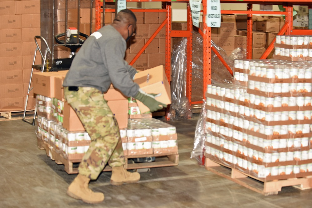 Michigan’s Task Force Spartan work with Gleaners of Detroit