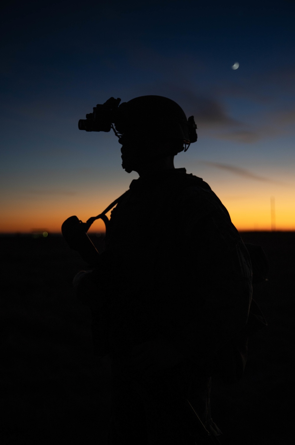 BLT 1/1 Conducts Night TRAP Training