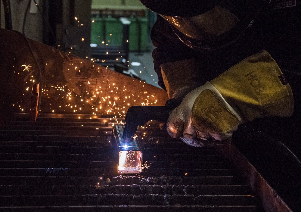 Idaho Guardsman uses State Education Assistance Program to complete welding course