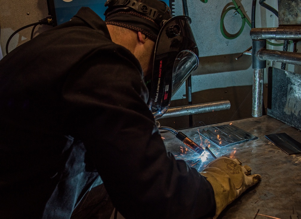 Idaho Guardsman uses State Education Assistance Program to complete welding course