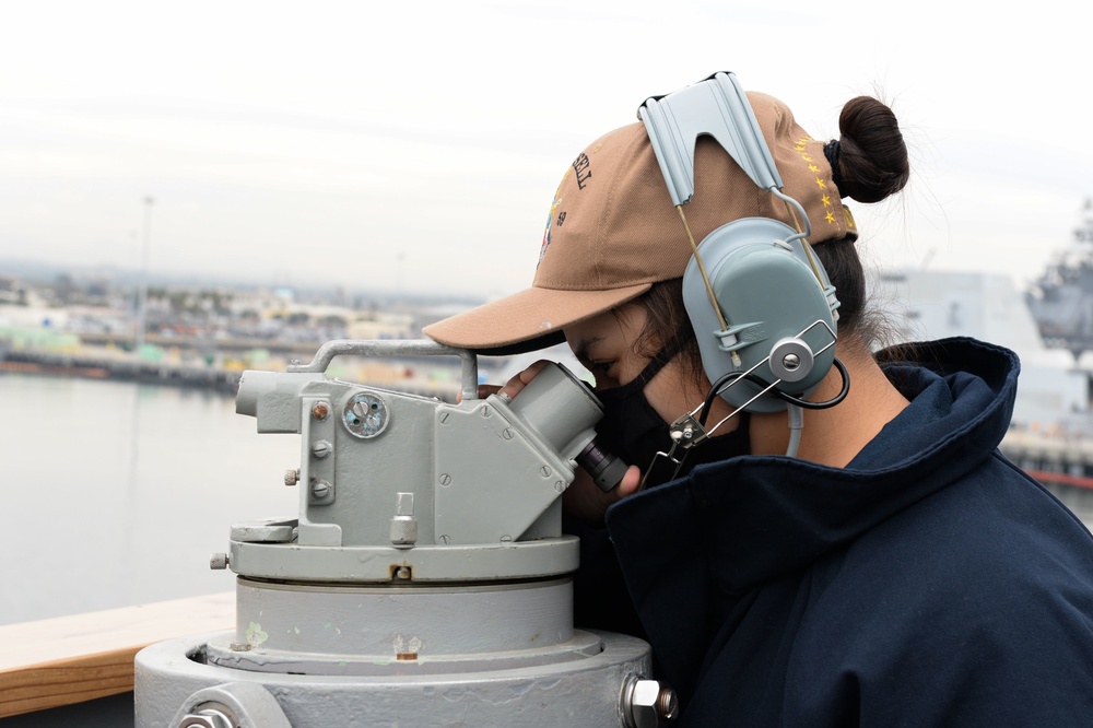USS Russell (DDG 59)