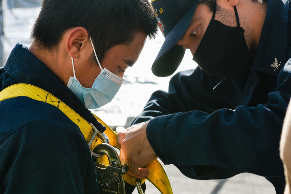 USS Russell (DDG 59)