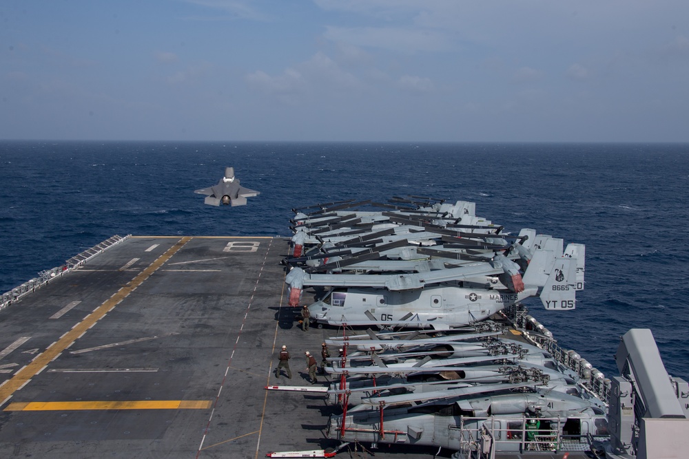 15th MEU F-35B Lightning II departs the USS Makin Island off the Somali Coast