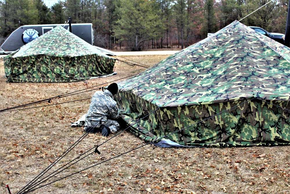 Fort McCoy’s Cold-Weather Operations Course graduates 19 students with class 21-01