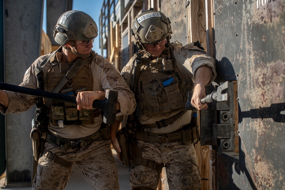 11th MEU ADR conducts Close Quarters Tactics