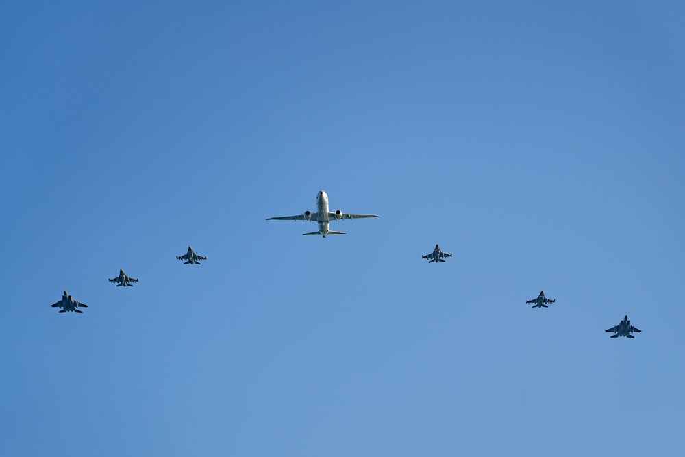 Saudi, U.S. Forces Conduct Joint Aviation Integration Exercise in Arabian Gulf