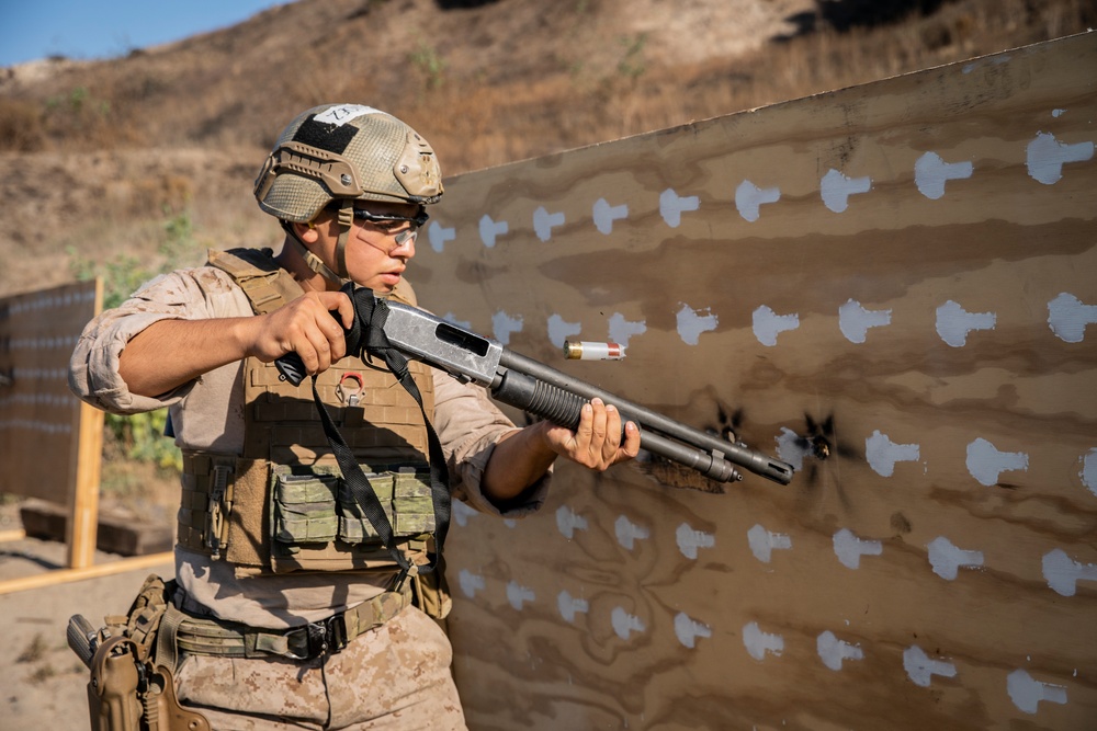 11th MEU ADR conducts Close Quarters Tactics
