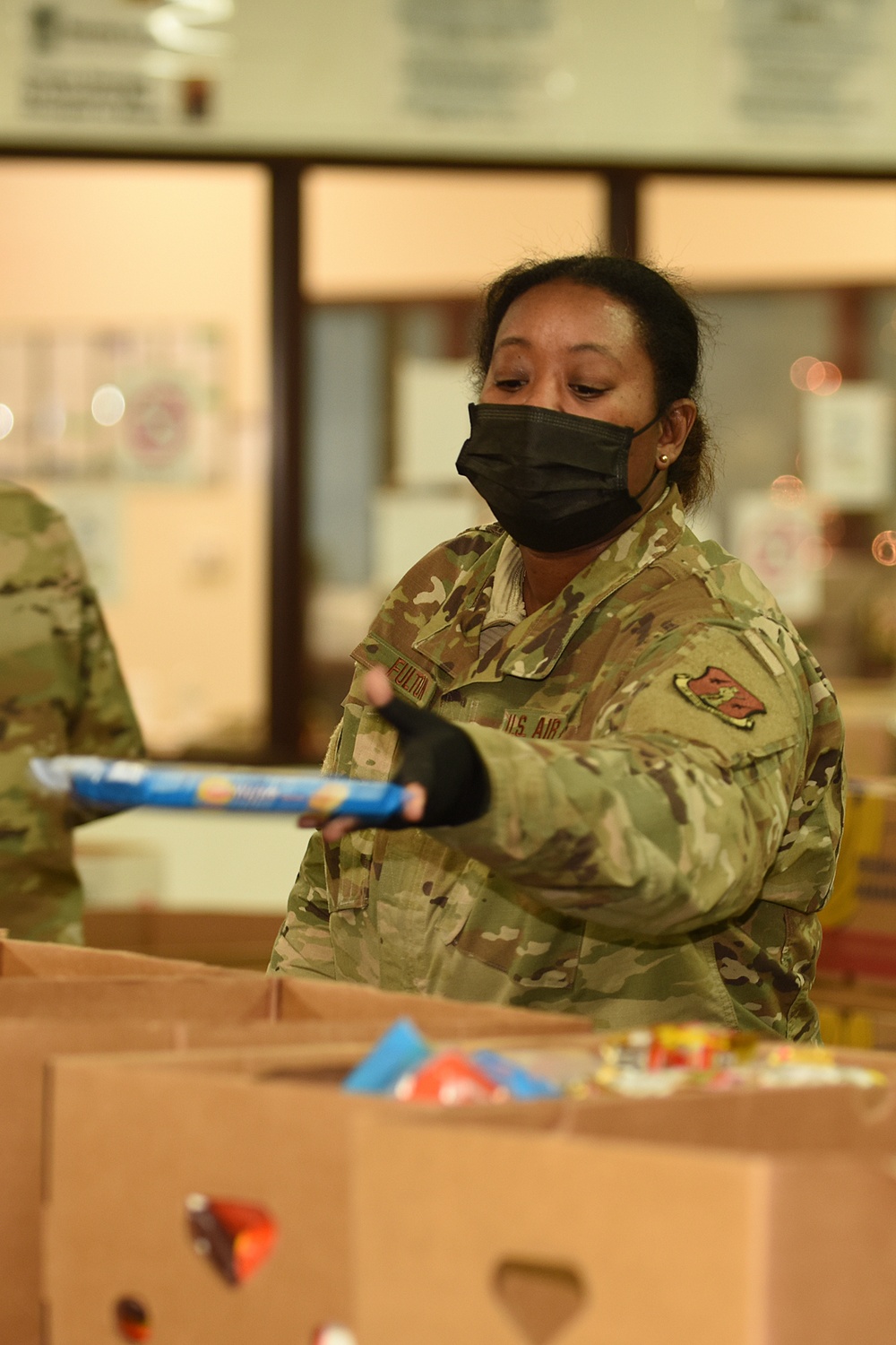 Michigan’s Task Force Spartan work with the Food Bank of Eastern Michigan