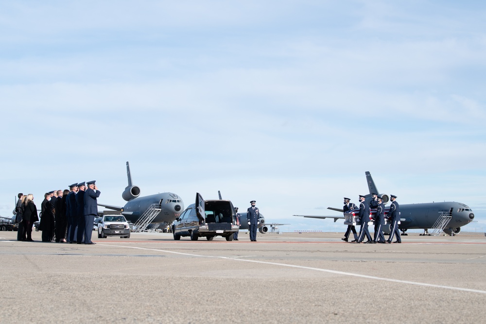 Maj. KelliAnn Leli - Dignified Arrival