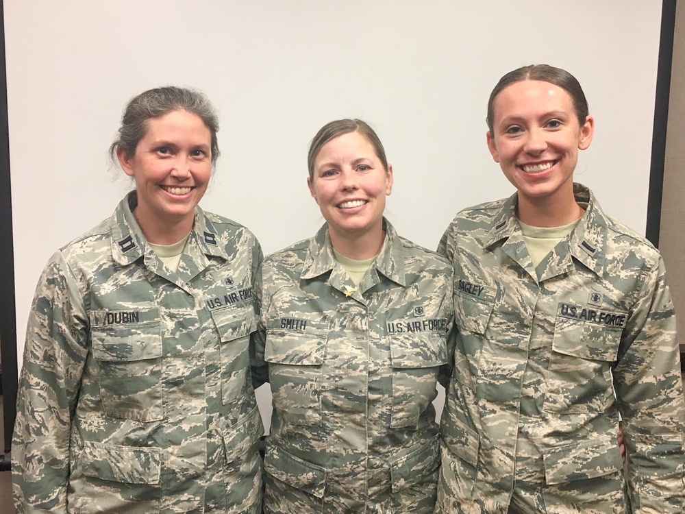 Georgia Air Guard nurses celebrate new graduate with small pinning ceremony