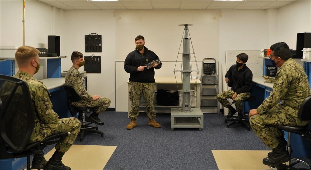 IWTC Corry Station Instructor Trains Deploying Sailors, Enhances Navy Readiness