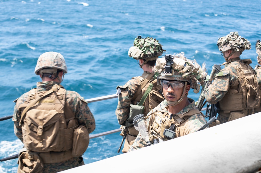 15th MEU Marines, Sailors practice quick reaction force skills aboard USS San Diego