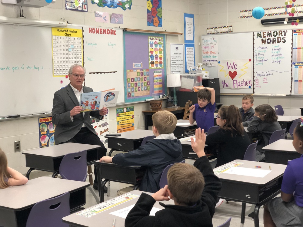 Tillotson visits local elementary school