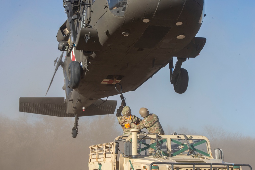 74th Aerial Port Squadron and Texas Army National Guard helicopter rigging mission