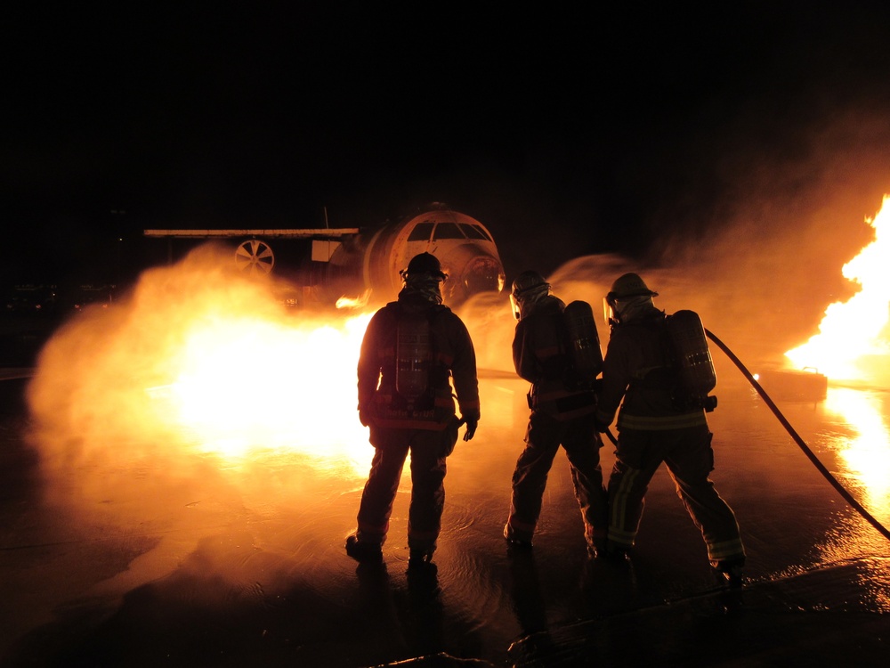 CNATTU Lemoore Learning Site / IWTC Monterey Det. Goodfellow Sailor Excels in Supporting Firefighting Training and IW Professionals