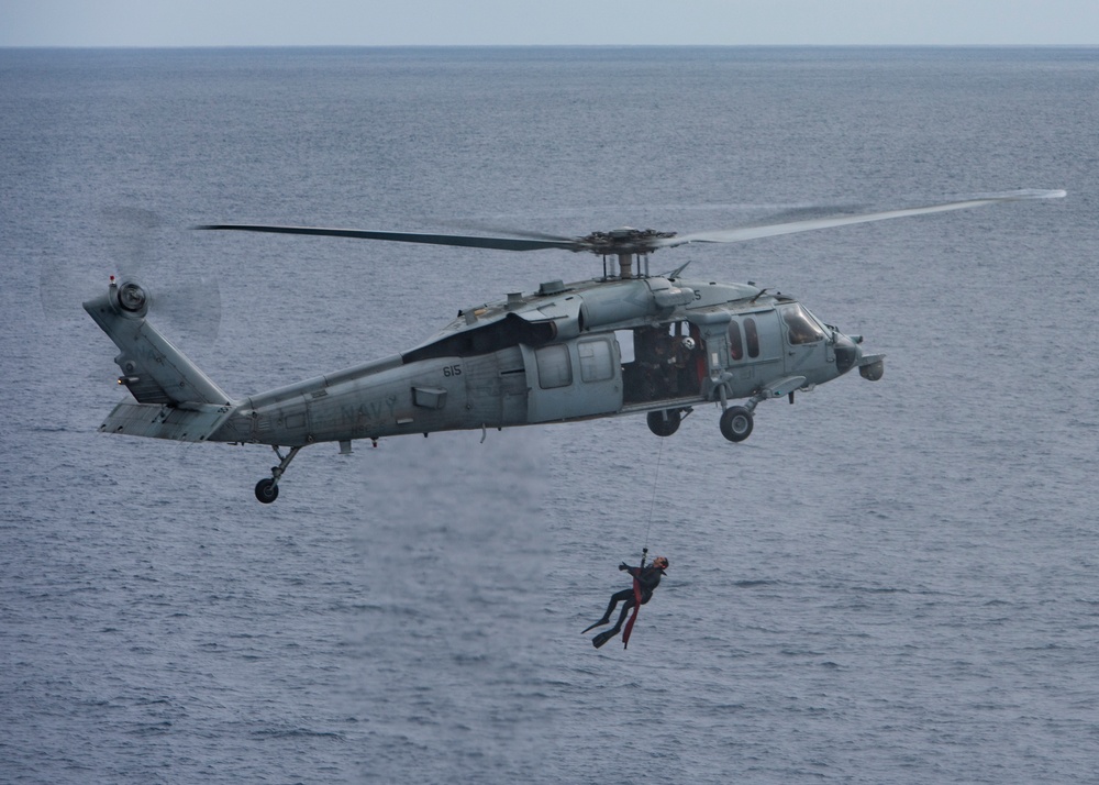 HSC-6 Conducts Open Water SAR Exercise