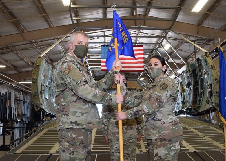 433rd FSS welcomes new commander