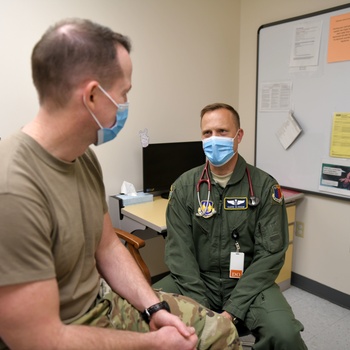 Flight surgeons ensure Airmen with flying duties, Robins work force remain healthy for mission