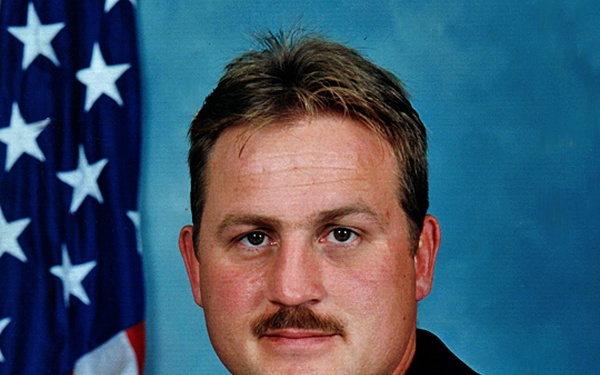 Portrait of Electronic Warfare Technician 2nd Class Kevin S. Rux