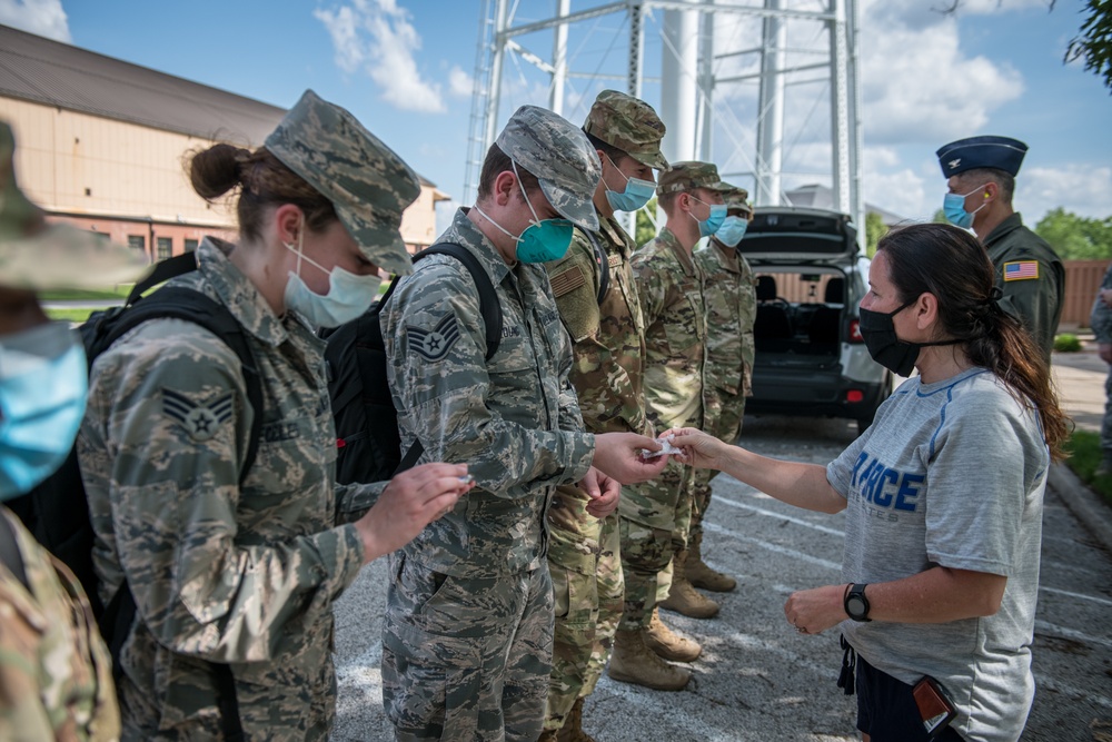 932nd Medical Group Airmen return home