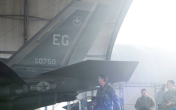 Lt. Col. Axt fini-flight