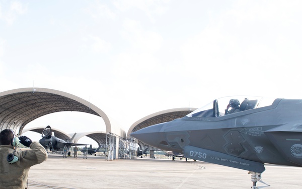 Lt. Col. Axt fini-flight