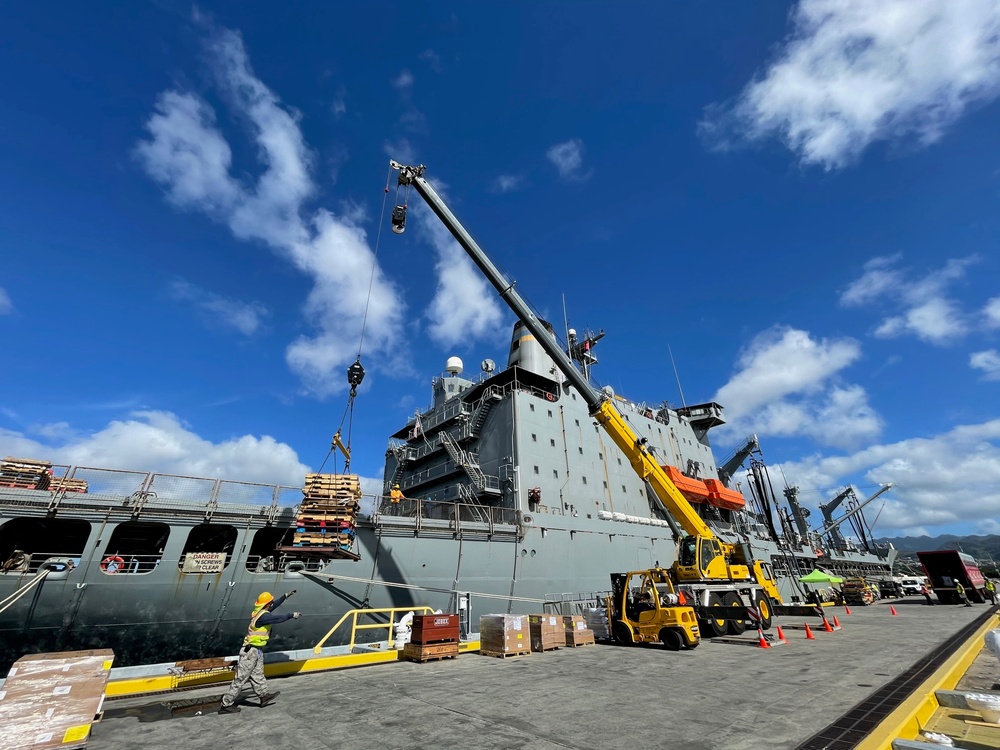 USNS Guadalupe Replenishment-at-sea Onload